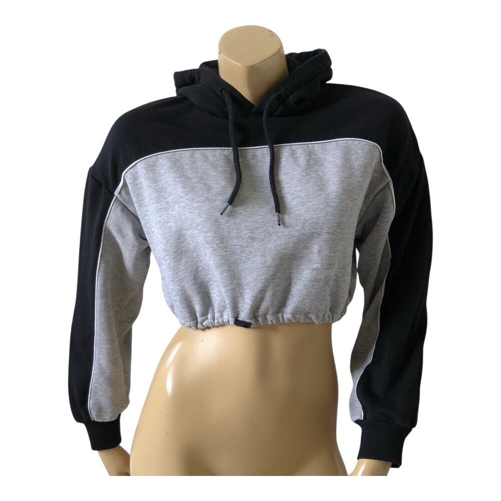 H&M Divided Hoodie Womens XS Black Gray Colorblock Cropped Sweatshirt Drawstring
